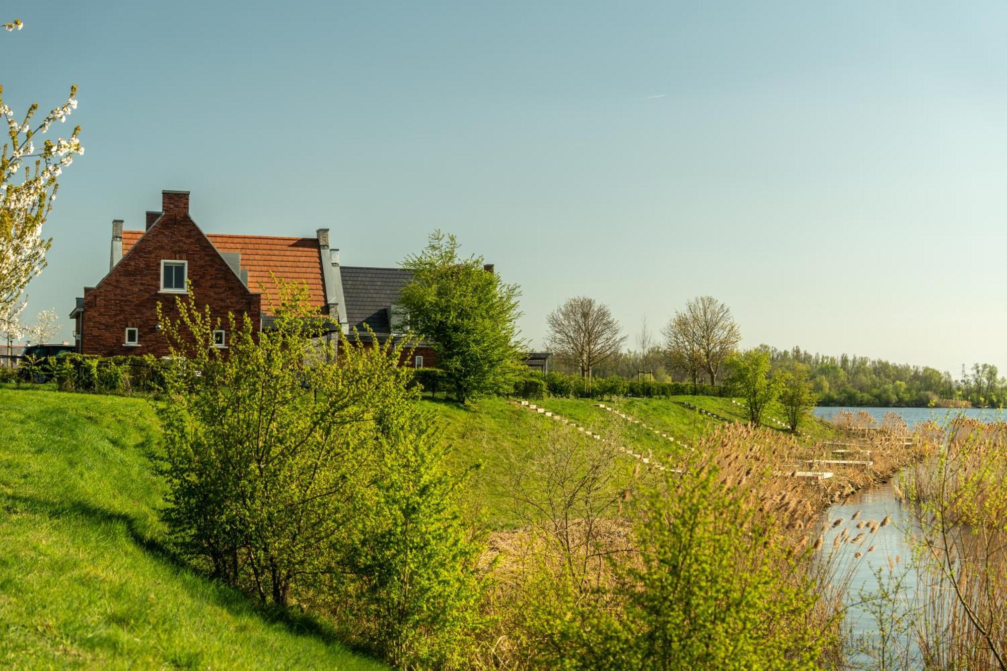 Parc Maasresidence Торн Екстериор снимка
